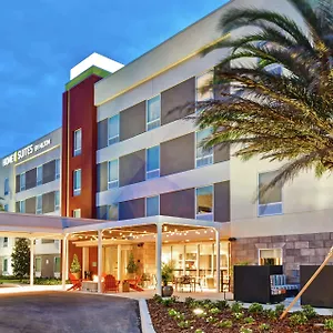 Hotel Home2 By Hilton Daytona Speedway ***